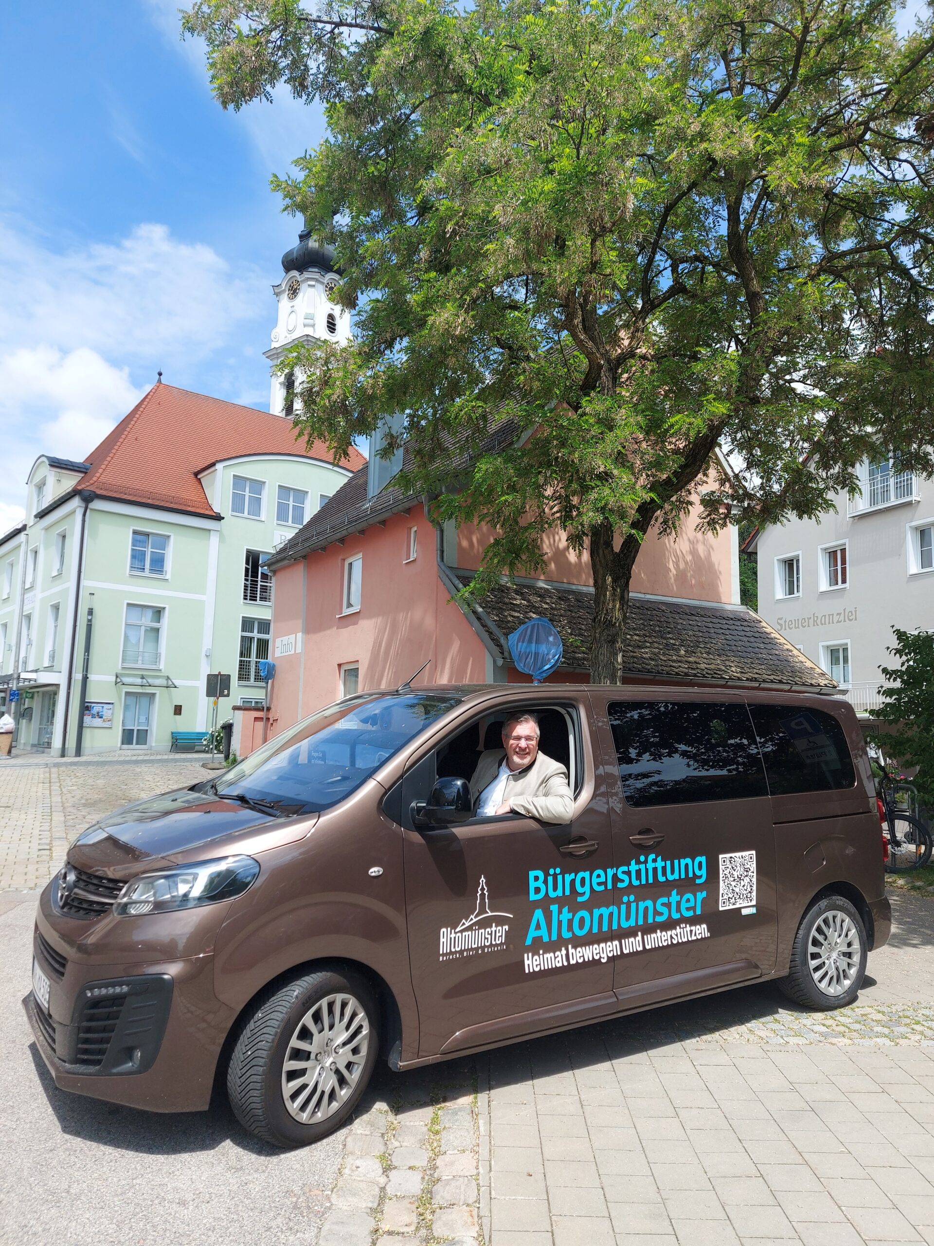 Bürgermeister im Bürgerbus