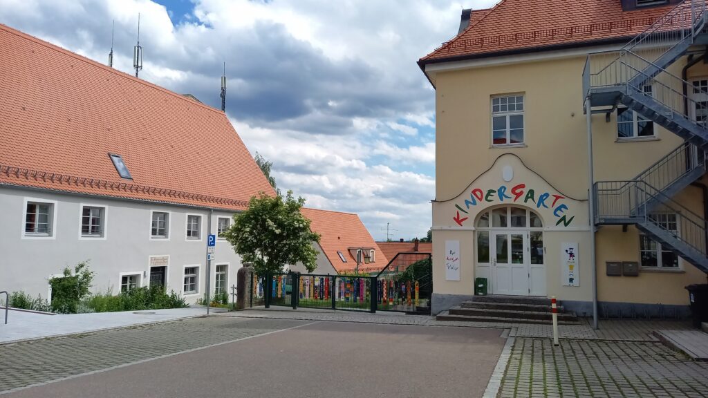 Kindergarten in Altomünster, Gebäudefoto.