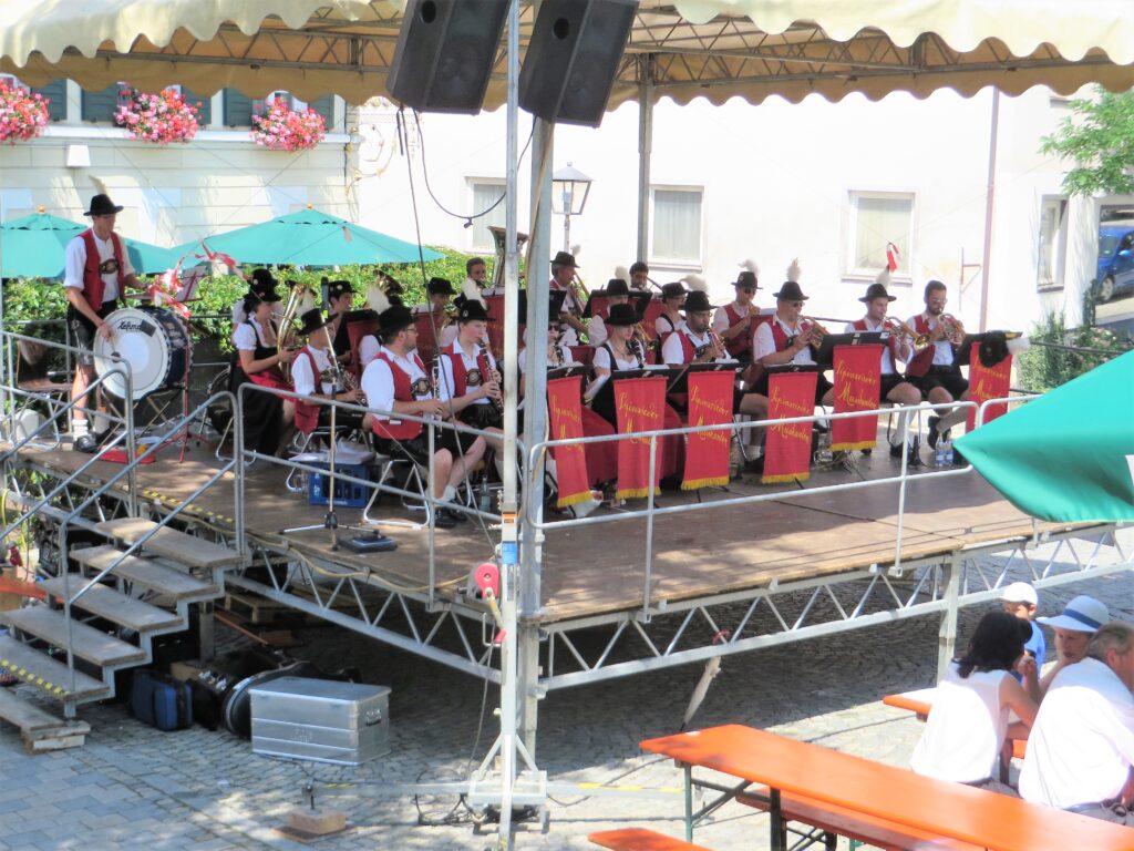 Musikkapelle beim Marktfest